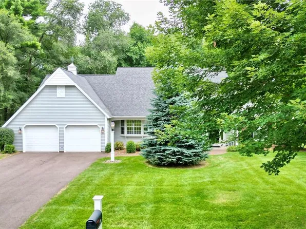 1410 Forest Knoll Court, Eau Claire, WI 54701