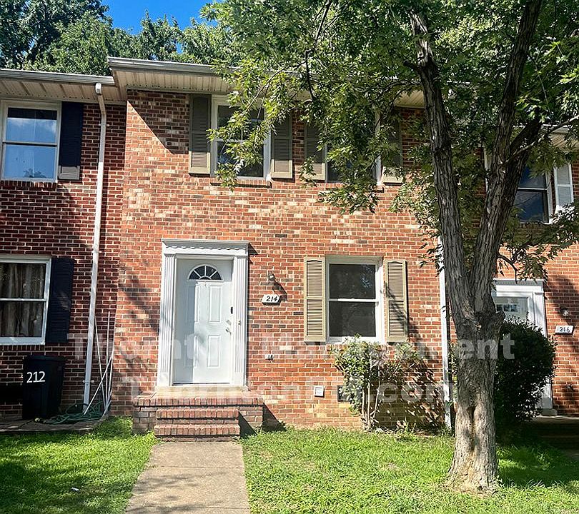 1st image of 214 Farrell Ln