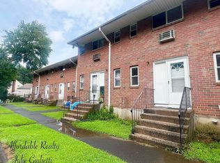 27 Henderson Dr, East Hartford, CT 06108