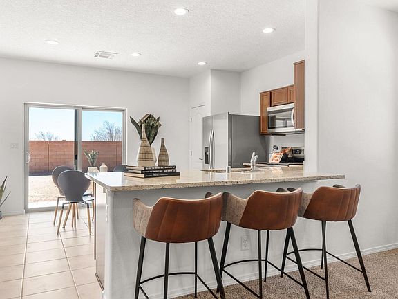 5th image of 304 Prism Ave SW