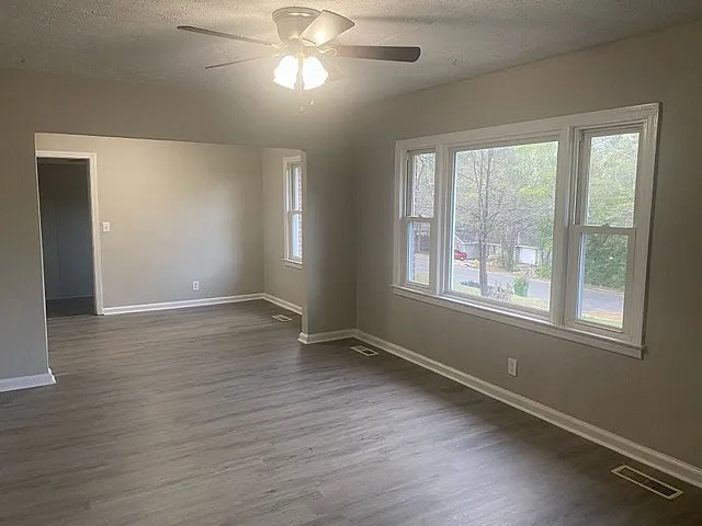 Building Photo - 4641 Pate Dr