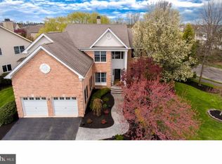 100 Augusta Dr, Moorestown, NJ 08057
