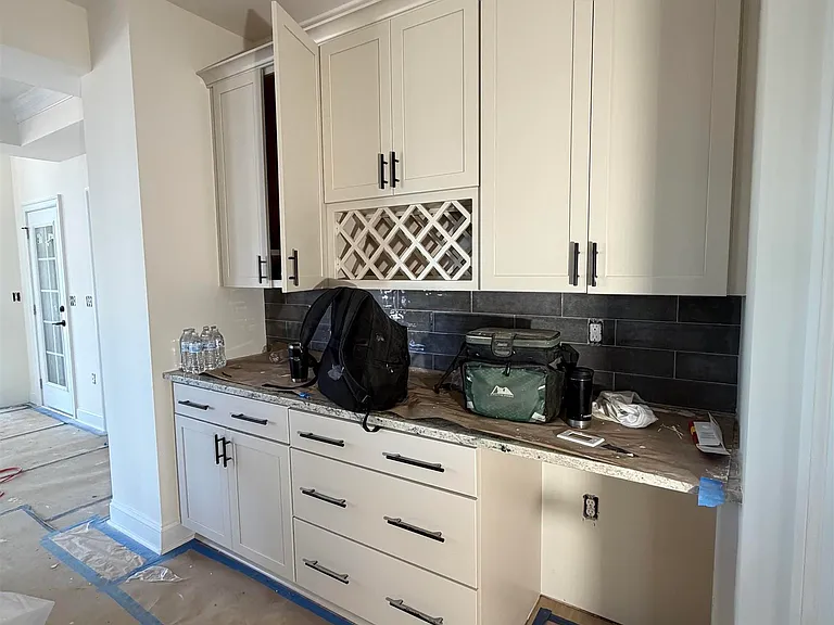 2018 Larkin Ave — Photo 32