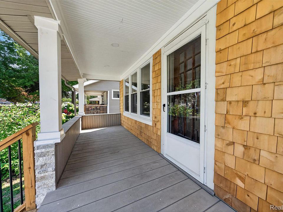 761 Columbia Rd, photo 28
