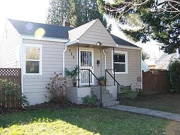 1st image of 713 W 28th St