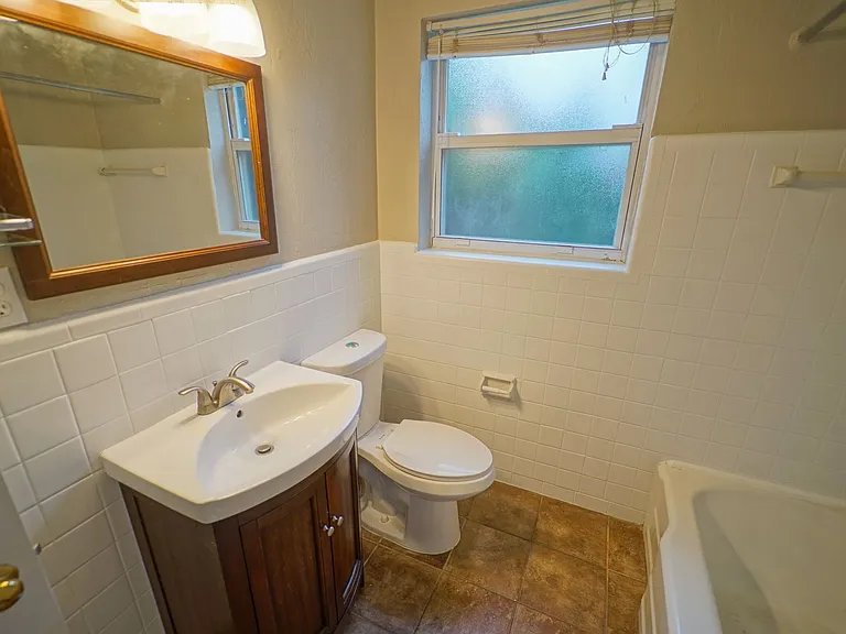 1804 Skyland Dr — Photo 24