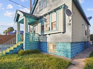2116 W Burnham St, Milwaukee, WI 53204