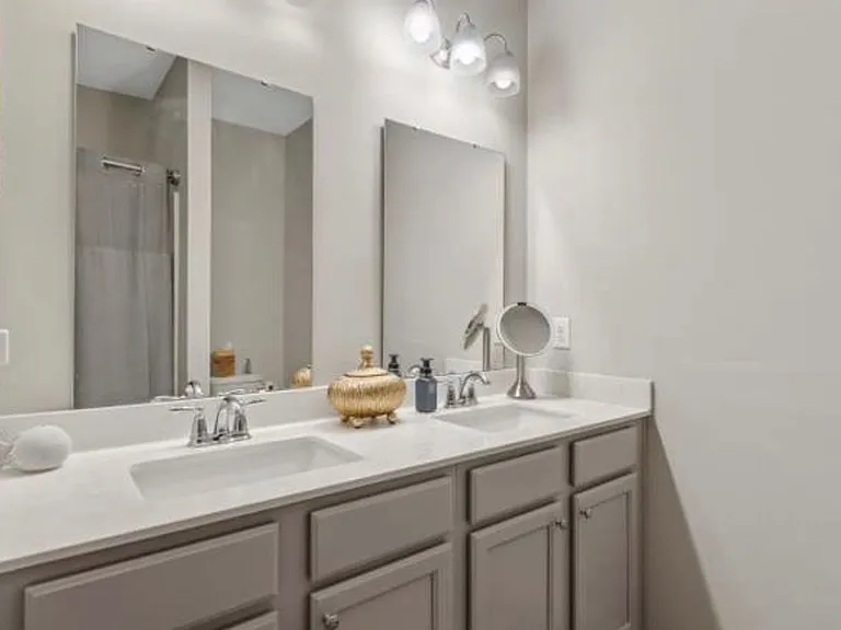 542 Hay Hill Ln — Photo 13