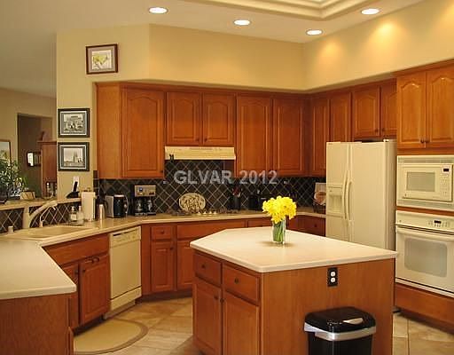 1st image of 1628 Majestic Park Dr