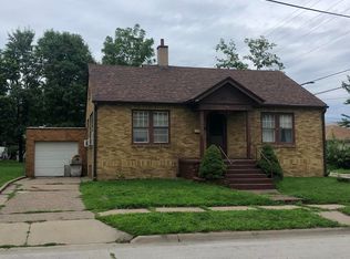 615 Walnut St, Muscatine, IA 52761