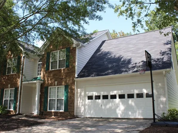 1460 Walnut Hill Cir, Lawrenceville, GA 30043