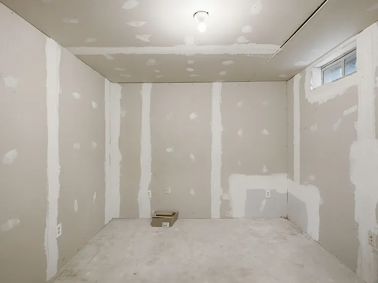 27 Ryan Ct — Photo 37