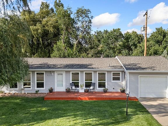 2nd image of 2918 Cherry Ln