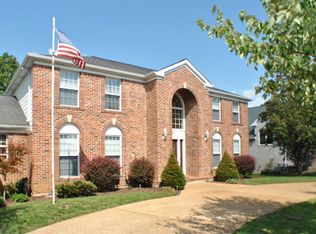 5136 Country Club Dr, High Ridge, MO 63049