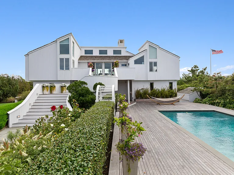 114 Dune Rd — Photo 7