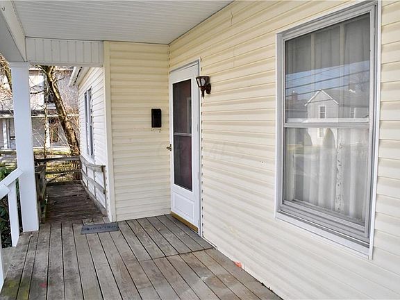4th image of 1368 Wheeling Ave
