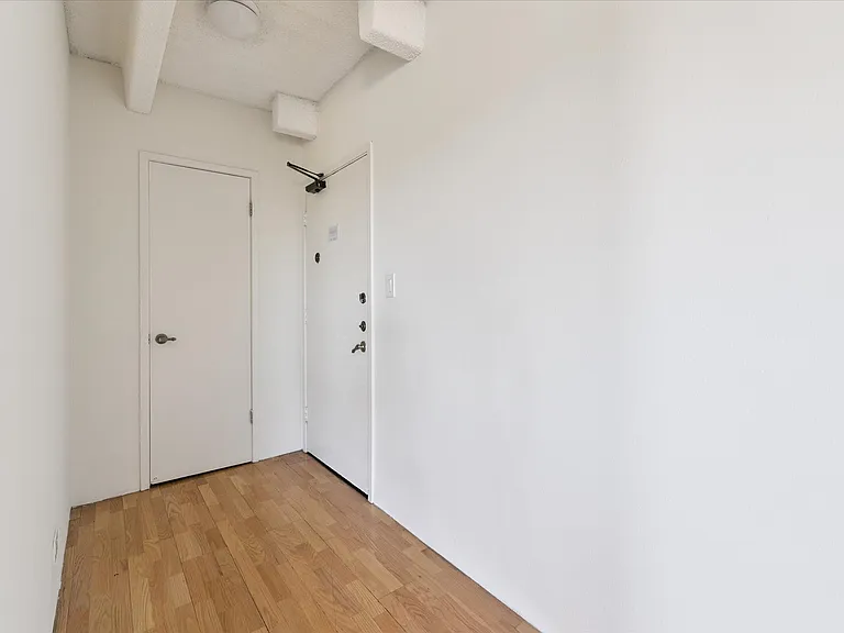 Korsakov / Da Vinci Apartments — Photo 31