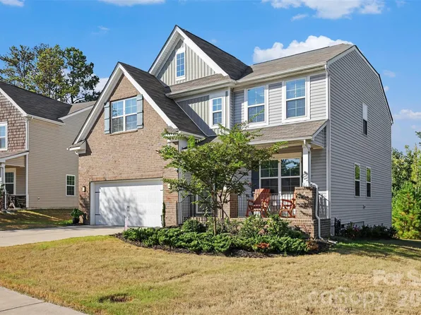 437 Zoe Bee Dr, Clover, SC 29710