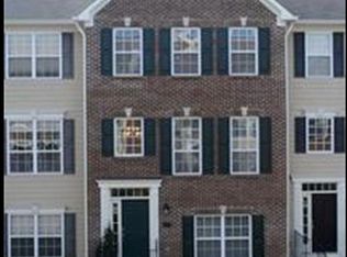 9086 Demarest Dr, Fishers, IN 46038