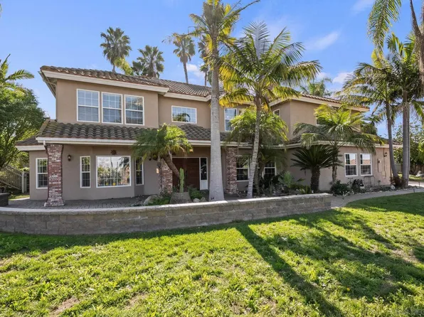 1180 Academy Ln, Vista, CA 92081