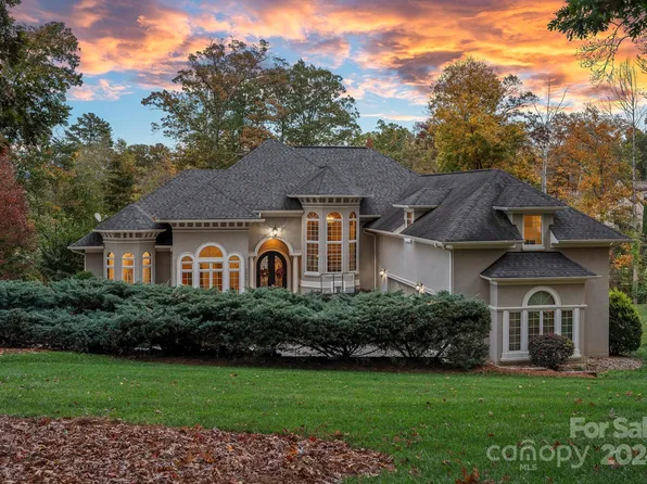 2017 Brawley School Rd, Mooresville, NC 28117