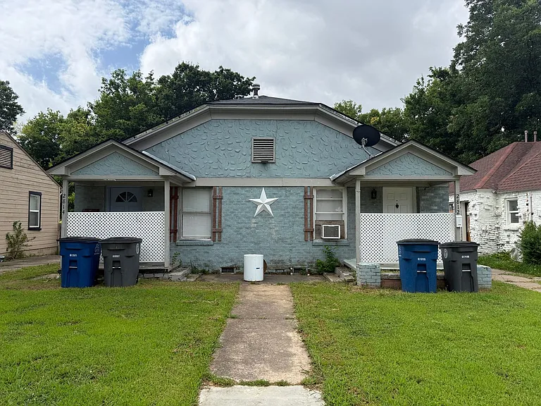 2814 E Admiral Ct — Photo 2
