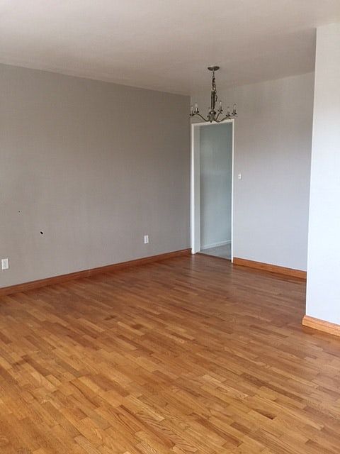 1st image of 307 Avenue H APT D