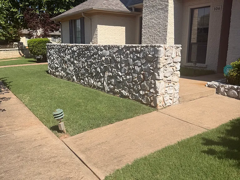2100 Cobblestone Ct #106 — Photo 2