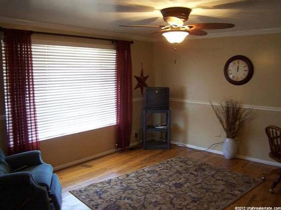 Living Room-RebateState