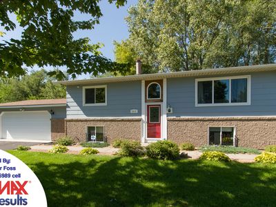2212 Ryan Ct, North Saint Paul, MN, 55109