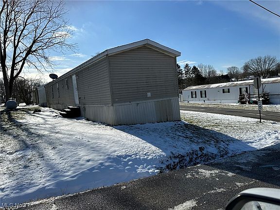 4th image of 201 Pear St Lot 14