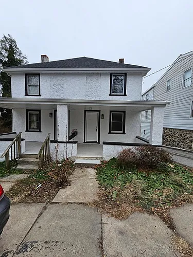 48 Old Lancaster Rd Photo 1