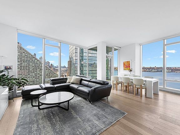 2nd image of 30 Riverside Blvd #21M
