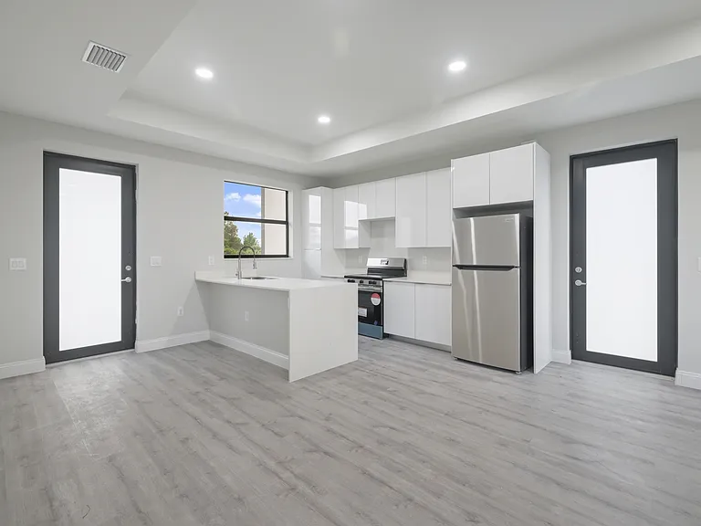 757 Joponica Ave S — Photo 3