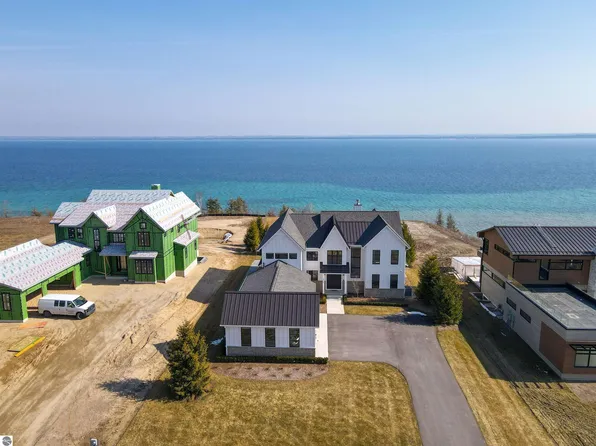15714 Waters Edge, Traverse City, MI 49686