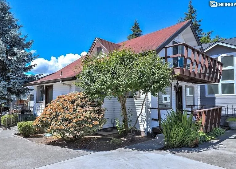 5408 Hyada Blvd NE — Photo 4