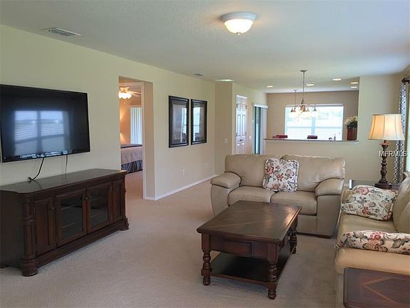 3rd image of 565 Vista Sol Dr