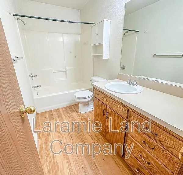 1171 N 17th St #G — Photo 5