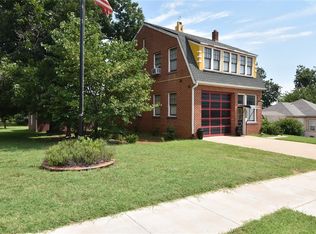 1324 W Noble Ave, Guthrie, OK 73044