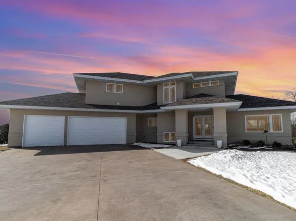 4118 Kirkwood Ln N, Lake Elmo, MN 55042