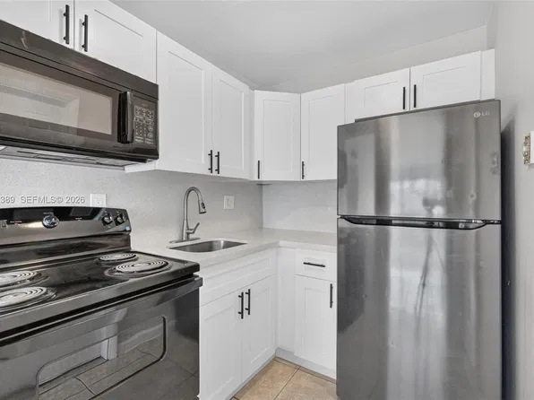 151 SE 6th Ave APT 16, Pompano Beach, FL 33060