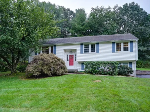623 Central St, Holliston, MA 01746
