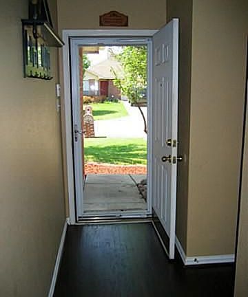 2nd image of 716 Cooper Ln