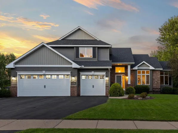 12358 Chesholm Ln, Eden Prairie, MN 55347