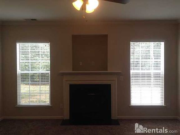 5th image of 163 Vance Crescent Dr