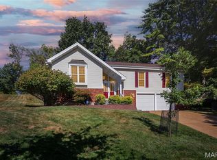1603 Forestview Ridge Ln, Ballwin, MO 63021