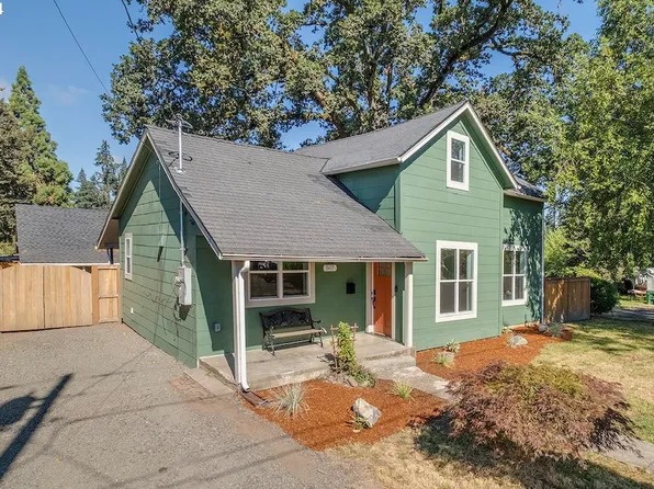 507 N Lincoln St, Newberg, OR 97132