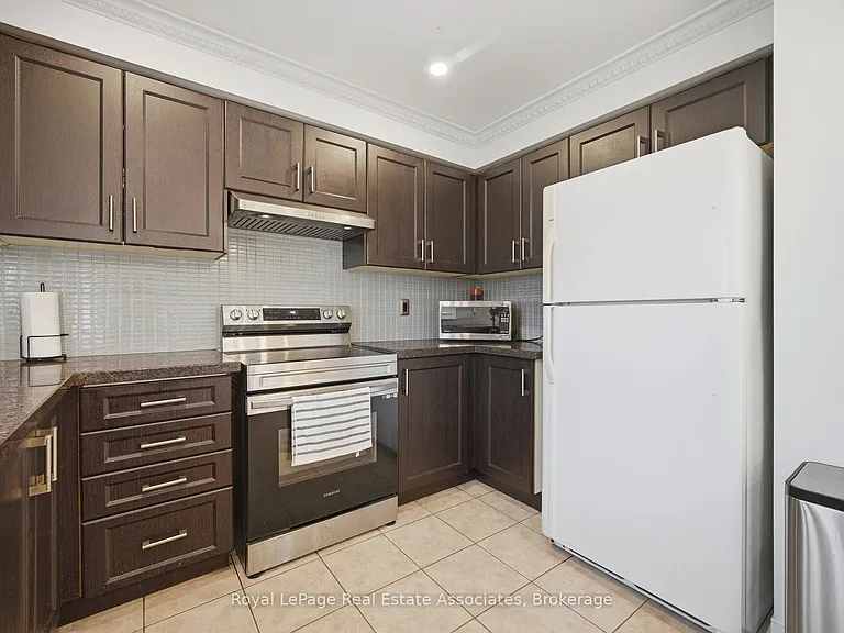 70 Echoridge Dr — Photo 18