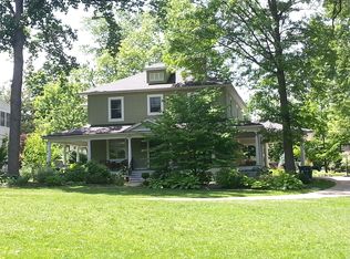 35 Jefferson Rd, Saint Louis, MO 63119