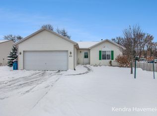 431 Summer Cir SE, Grand Rapids, MI